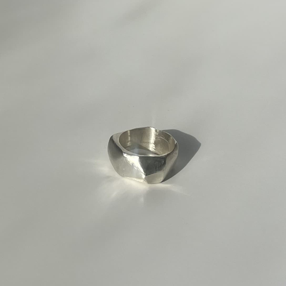 Stela Ring